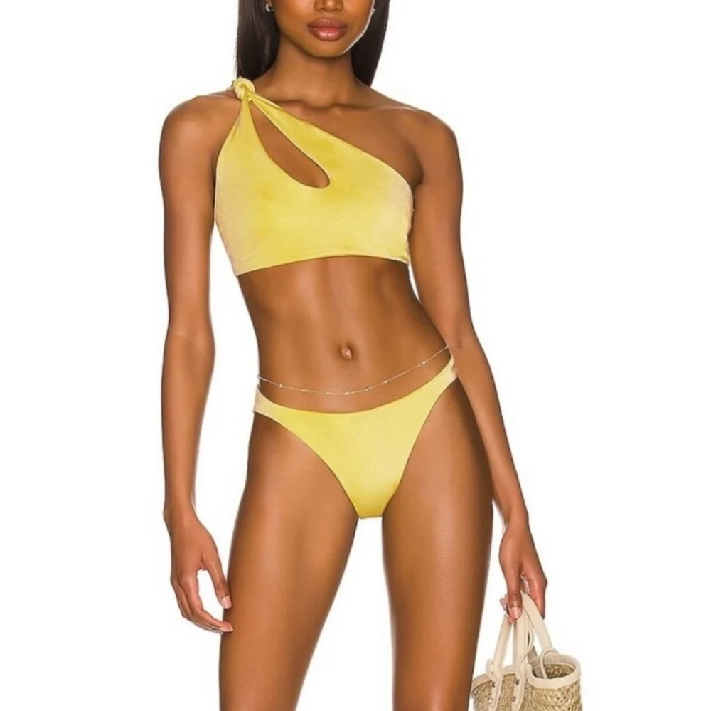 New!Baobab Collection Taki One shoulder‎ Bikini Top in Lima